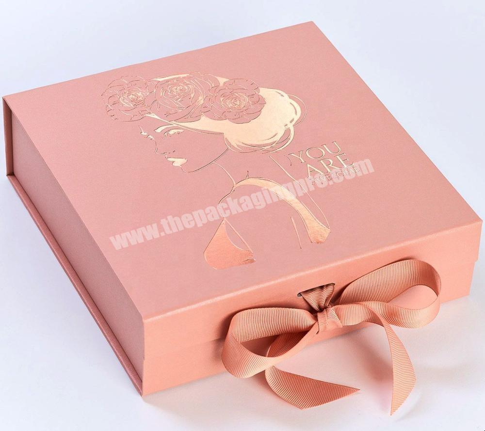 Customized Cardboard Paper Packaging Magnetic Flap Gift Box
