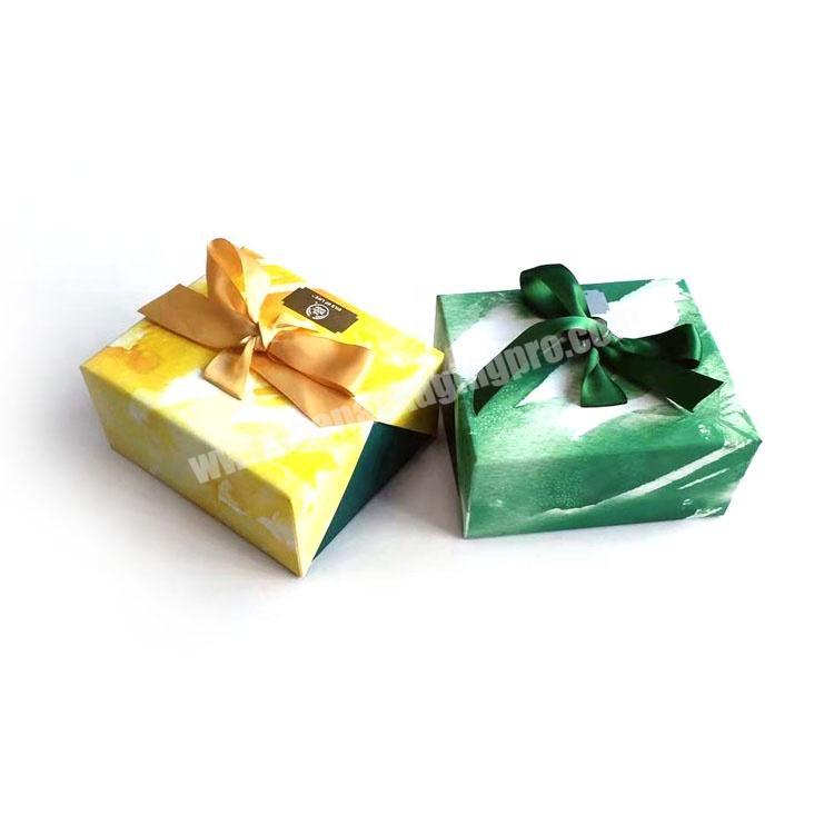 Customized Cardboard Paper Packaging Makeup Lipstick Lipgloss Gift Box