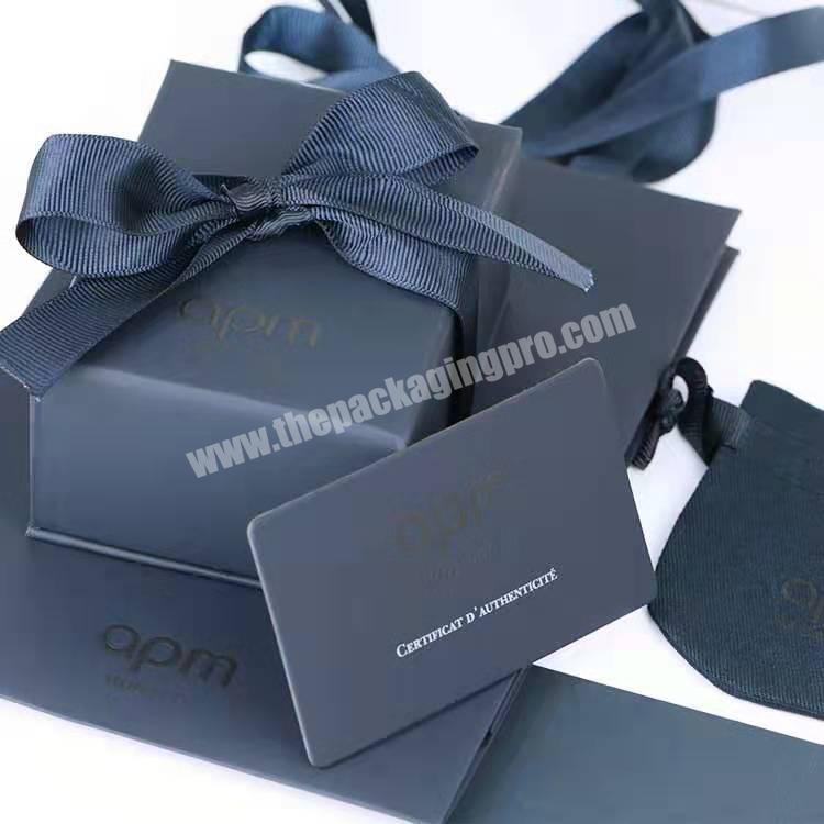 Customized creative gift boxes with clothing packing box and bags for ribbons