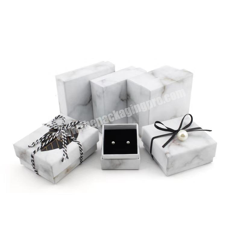 Customized exquisite jewelry gift boxes with custom small gift box with ribbon