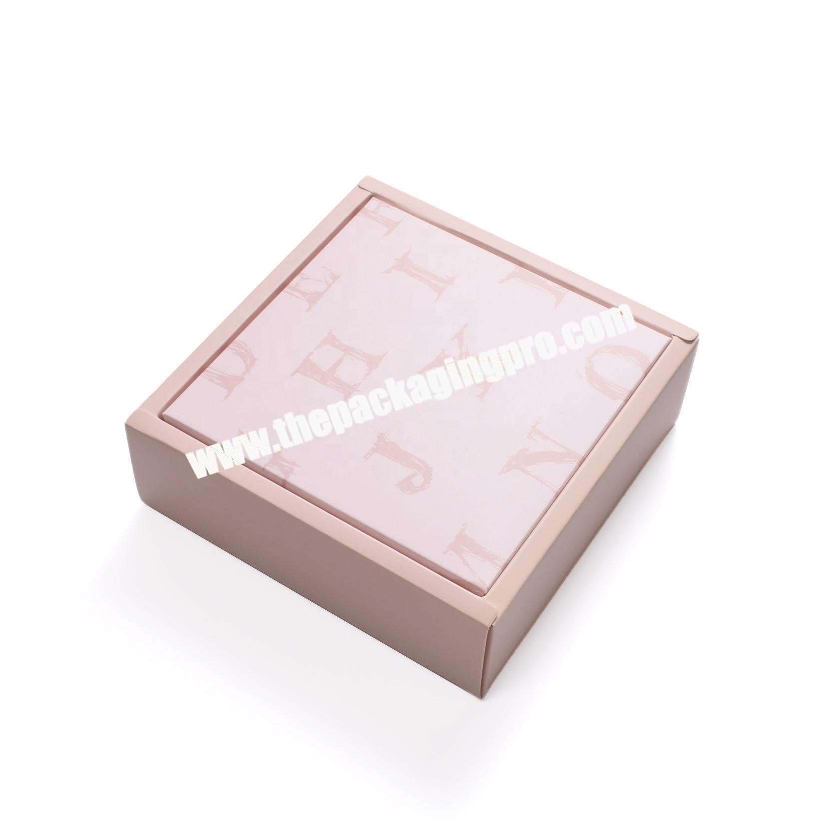 Customized Full Color Printing Rigid Cardboard Small Square Birthday Wedding Chocolate Candy Souvenir Gift Packaging Box