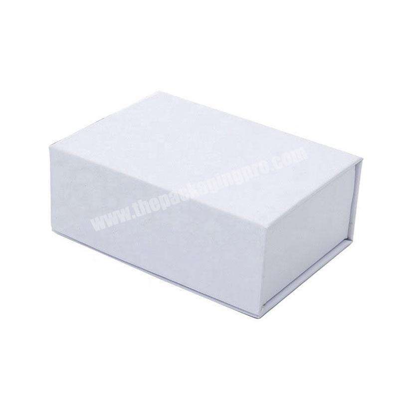 Customized Large Size Recyclable Paper Cardboard White Folding Shoes Packaging Garment Box With Magnet