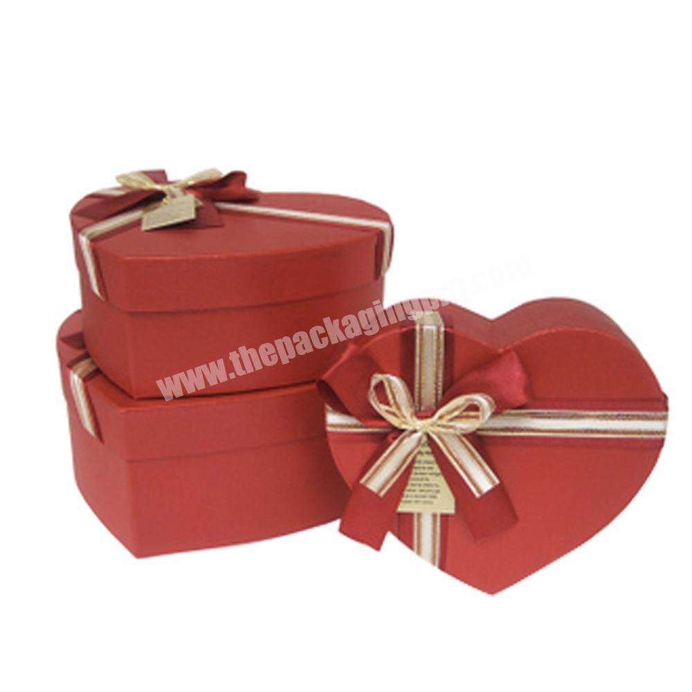 Customized Logo Empty Heart Shape Lid and Base Cardboard Gift Box Chocolate Packaging Paper Boxes