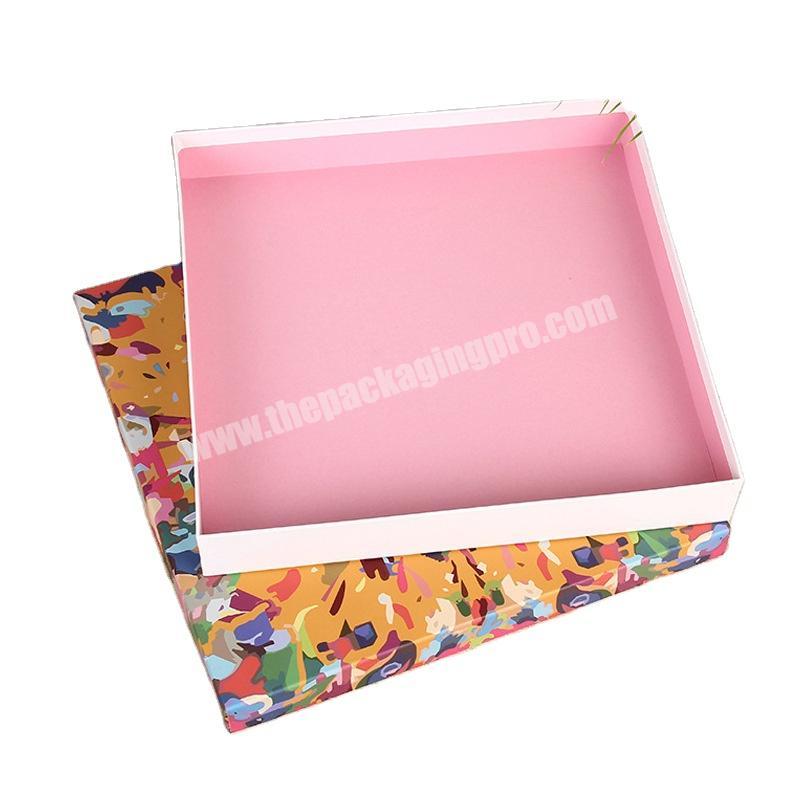 Customized logo full-color printing gift box inside pink cardboard lifting rectangular flower box can be hot stamped gold foil