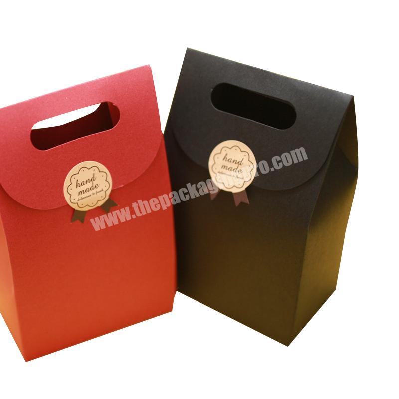 Customized Logo Portable Triangle Candy Paper Box