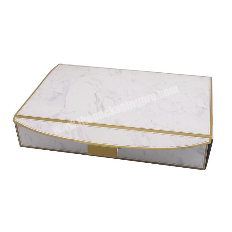 Customized Luxury Colored Flip Top Closure Gold Foil Stamping Rigid Paper Packaging Boxes