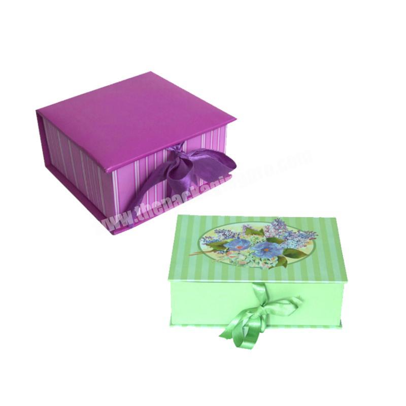 Customized Pattern Printing Elegant Collapsible Gift Box Slipper Dress Skirt Boxes With Ribbon