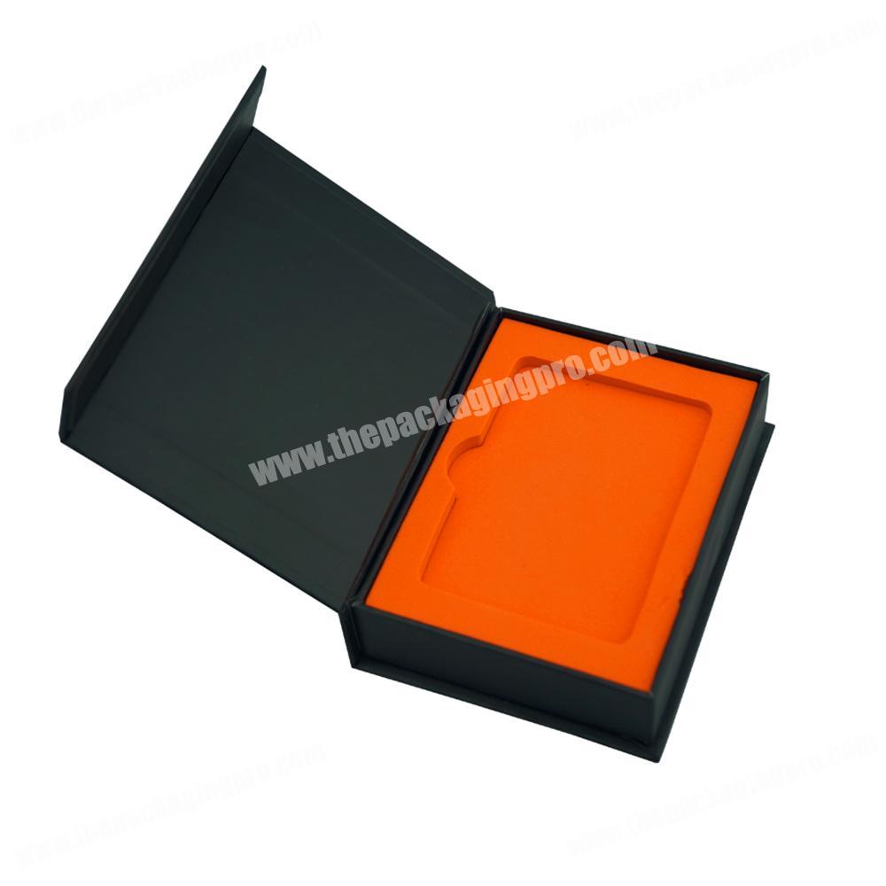 Customized Printed logo and color gift card cardboard packaging box