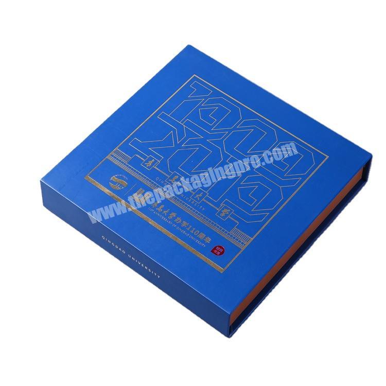 Customized rigid cardboard side clamshell graduation souvenir gift box carton luxury hot stamping gold foil packaging box