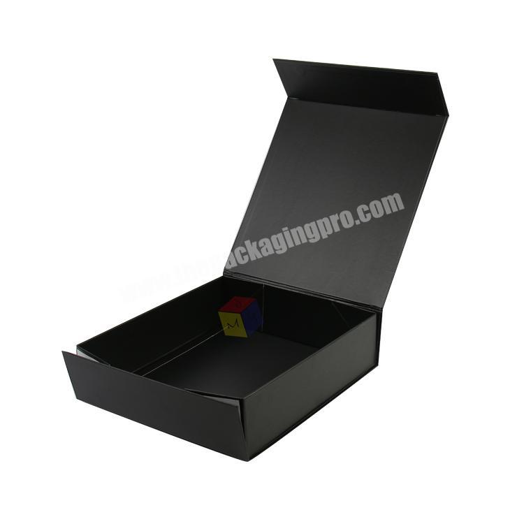 design logo handmade matte black t shirt packaging box
