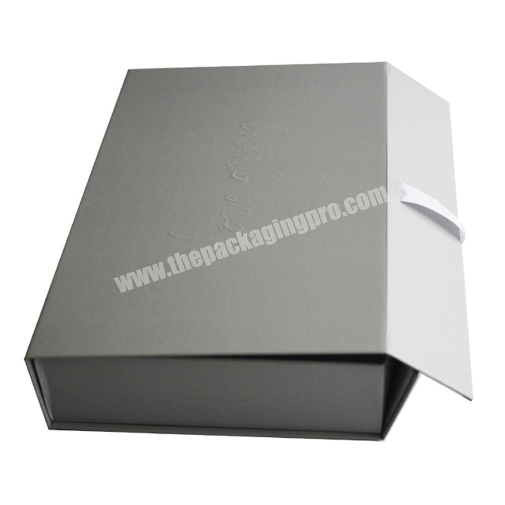 E-flute White Packaging Custom Logo Printed Cardboard  Paper For Clothing Cosmetic Corrugated Box
