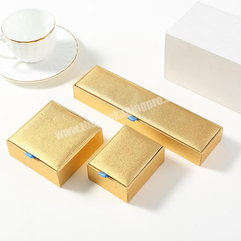 easy to ship hot sales simple gold PU leather  jewelry packaging paper box with velvet  for jewelry