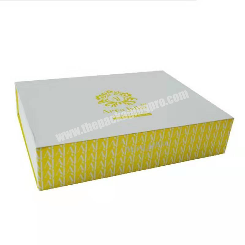 ECO friendly gift boxes with custom rigid cardboard folding magnetic gift box