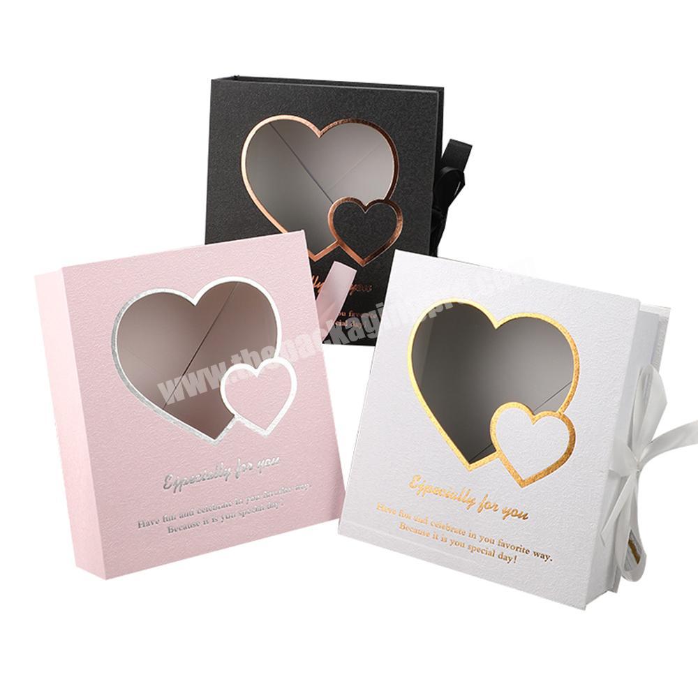 Eco Friendly Luxury Design Retail Foldable Storage Gift Packaging Box With Heart Window