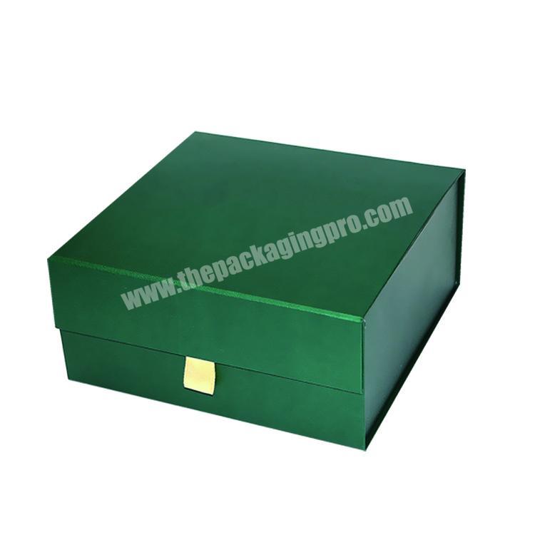 Eco friendly luxury magnetic close paper board folding gift box