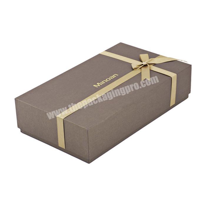 Elegant Book Shaped Clothing Rigid Cardboard Magnetic Gift Box