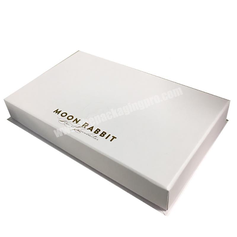 Elegant cosmetic gift box with strong quality