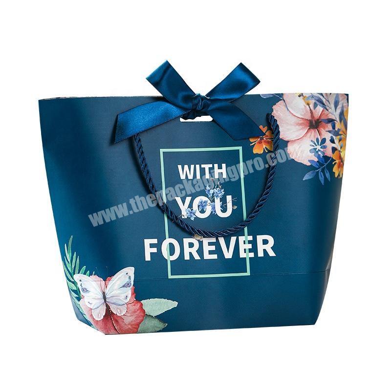Environmental Protection Own Brand Eyelash Cosmetics Products Packing Retail Paper Bag