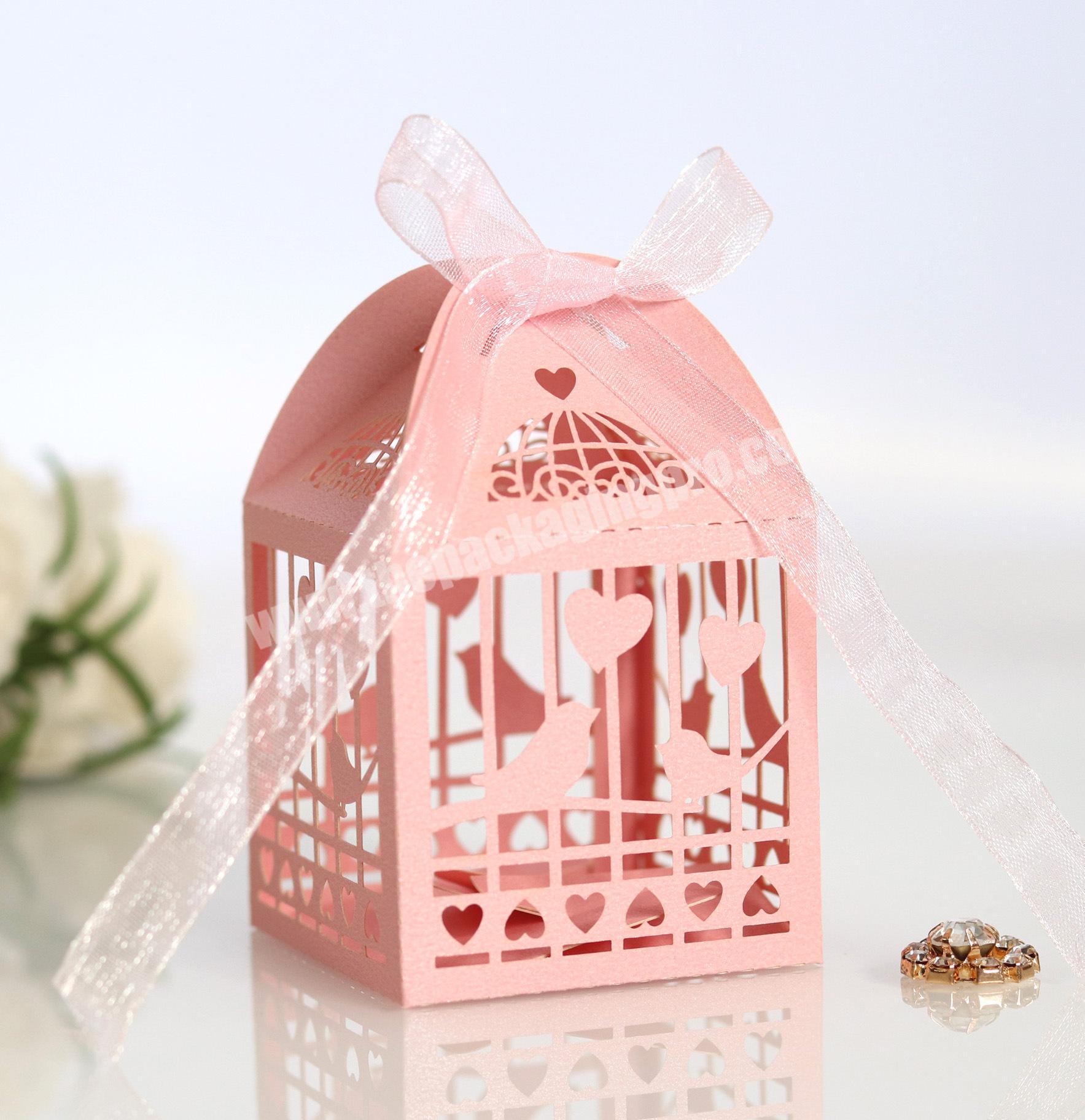 Environmentally friendly universal hollow baking cupcake box pastry box custom elegant wedding candy box