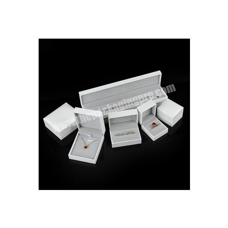 Factory Customize Handmade Earring Jewelry Paper Box Packaging White Box Beige