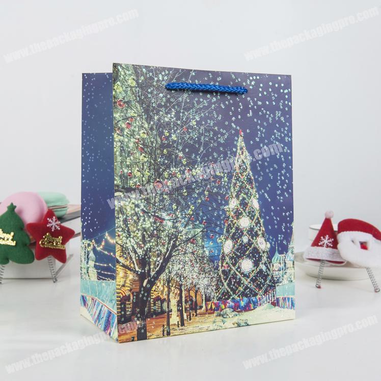 Factory direct supply different size Christmas paper packaging bag for Christmas party