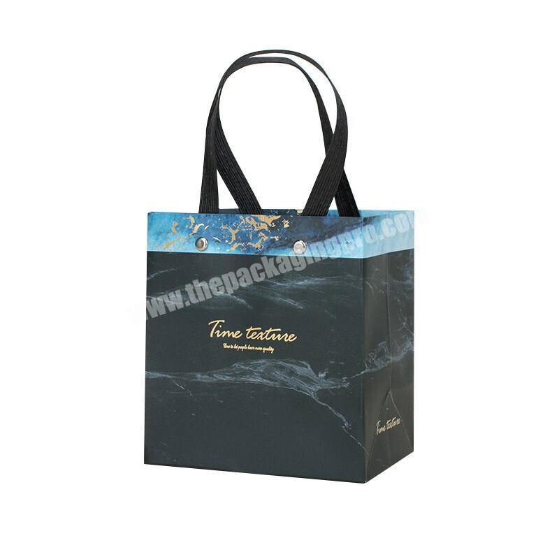 Factory Hot Sale Custom Design Portable Gift Packaging Bag for Cosmetics or Little Things