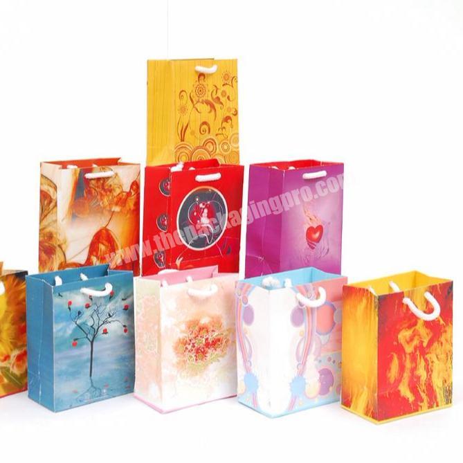 Factory Price Eco-friendly high quality coated paper shopping bag sample design