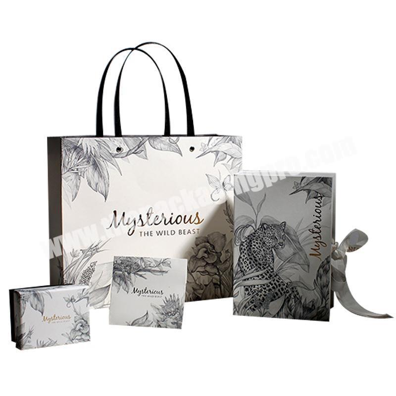 Factory sale luxury customized gift bag and gift box