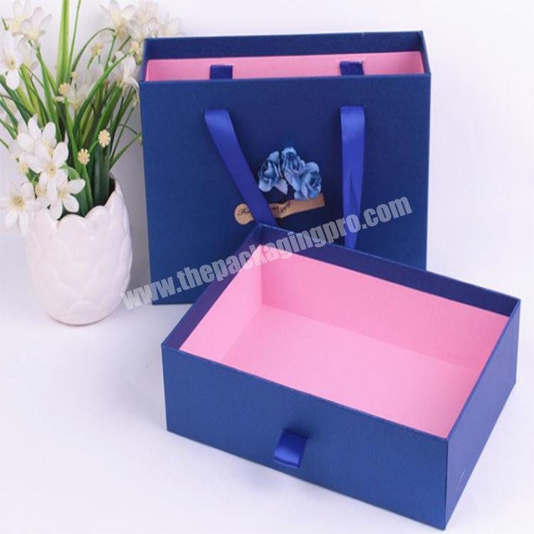 Custom HandBags Packaging Boxes Wholesale