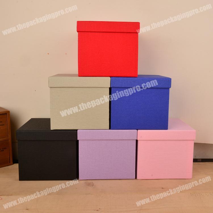 Factory wholesale customized size cardboard packaging cheap hat boxes