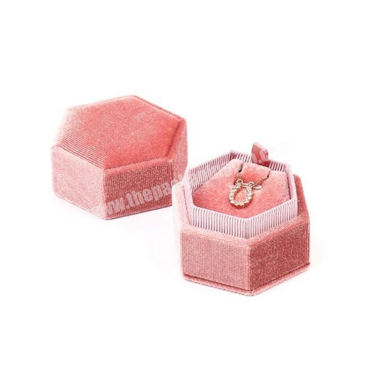 Factory Wholesale Logo Print Pink Colors Vintage Ring Box Luxury Velvet Jewelry Packaging Hexagon Small Gift Boxes