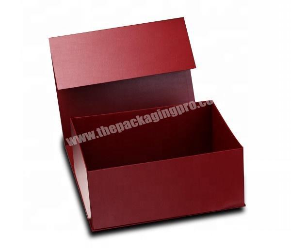 foldable magnetic packaging box gift box foldable packaging box with black logo