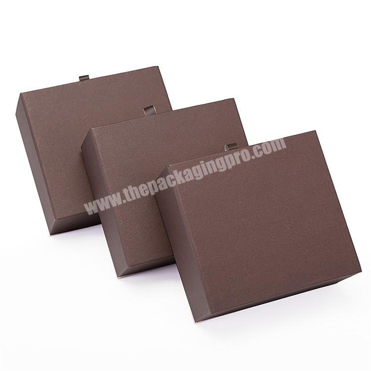 Free sample custom design high end chocolate color rigid cardboard belt girdle tag pin keepsake packing gift paper box