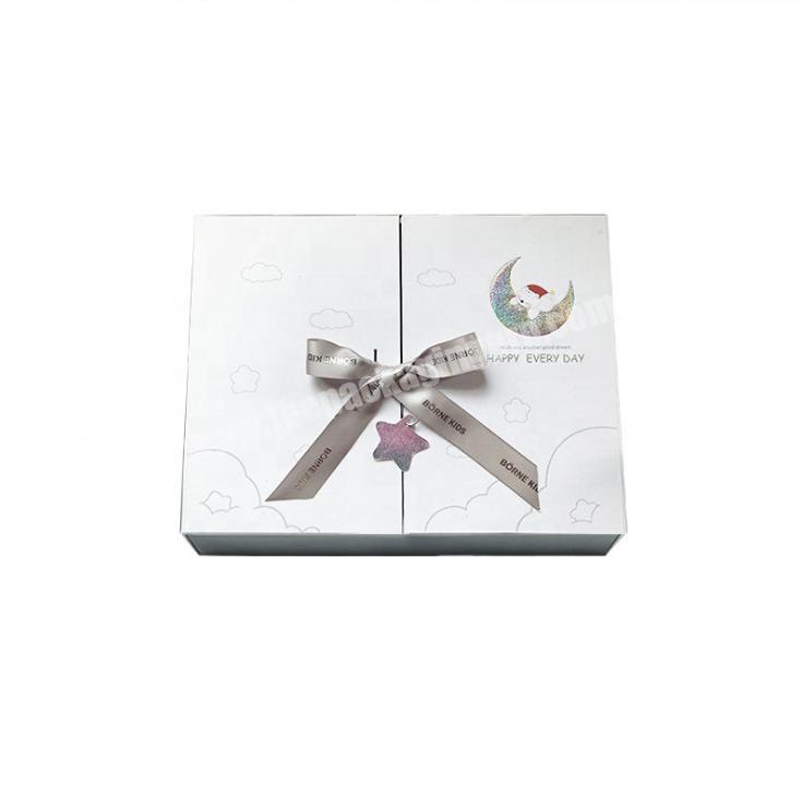 Good night bear white gift box web celebrity gift box simple birthday gift box