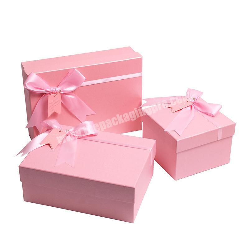Good Quality custom pink paper packaging box with pink bag for gift set packaging