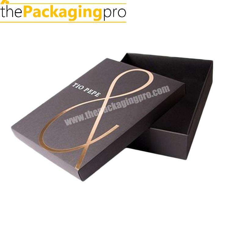 Guangzhou wholesale low price apparel packaging box with gold foil