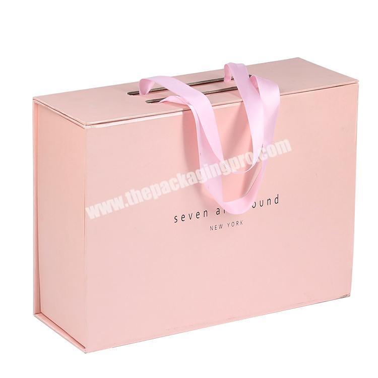 Handmade luxury clothing packaging box for t-shirt with magnets
