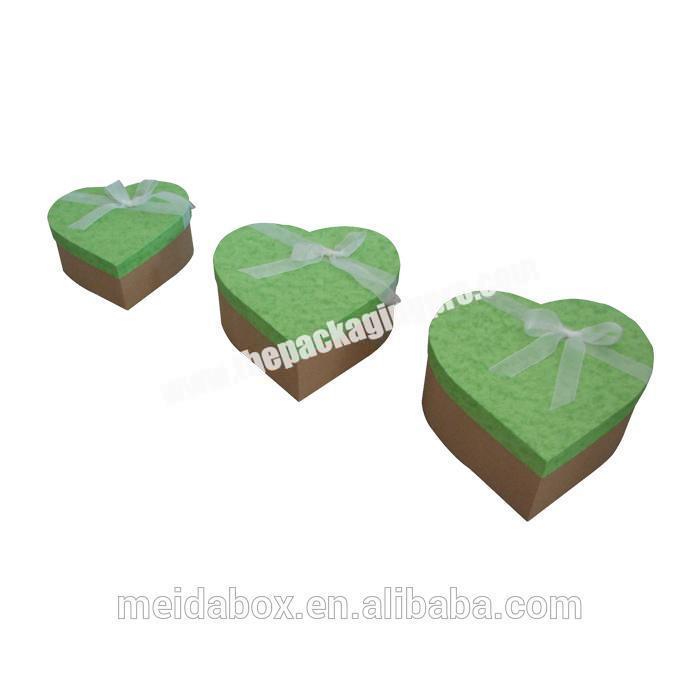 Heart Shape  Custom Logo Paper Cardboard Gift Boxes Small Empty Decorative  Box With Ribbon