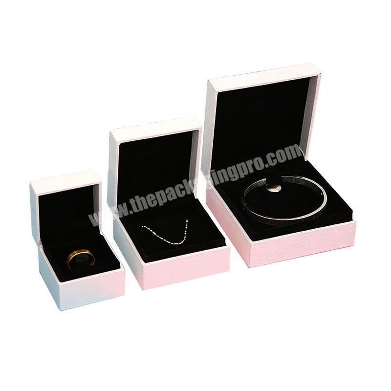High-end packaging for rings and jewelry produced in a Chinese factory