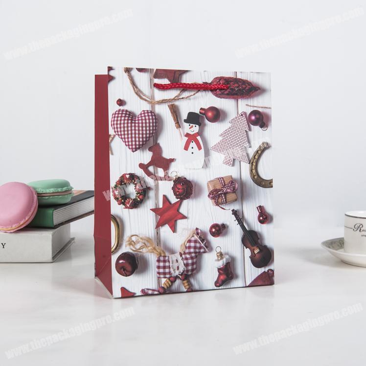 High-end packaging paper Christmas gift bags with handle