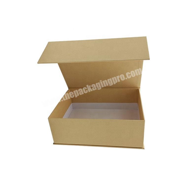 High-End Rigid Paper Cardboard Clamshell Open Gift Set Packaging Box with Magnetic Lid Closure