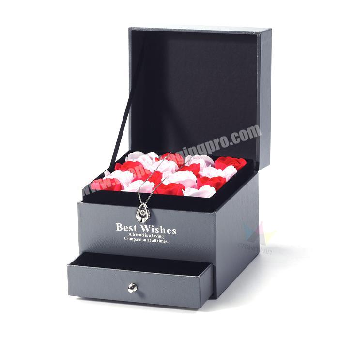 High-end Surprise Rigid Elegant Magnet  Closure Waterproof Fresh Rose Flower Box Custom Printed Flower Snack Box Package