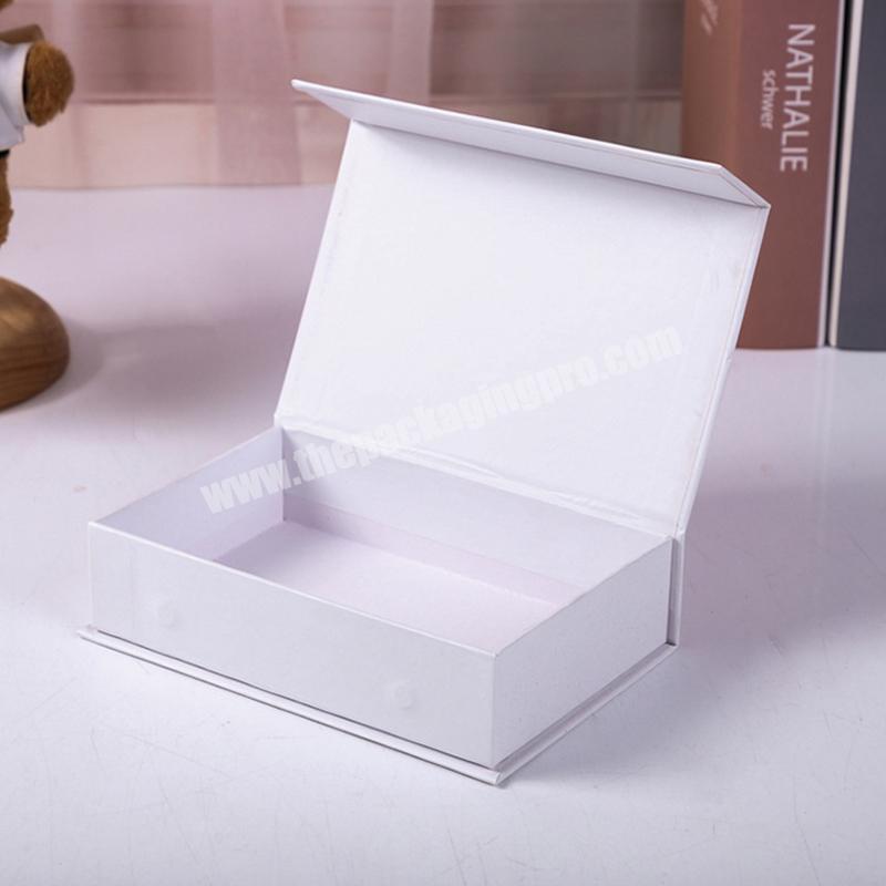 High Quality Printing Logo White Packing Custom Folding Luxury Customized Foldable Paper Cardboard Magnetic Closure Gift Box