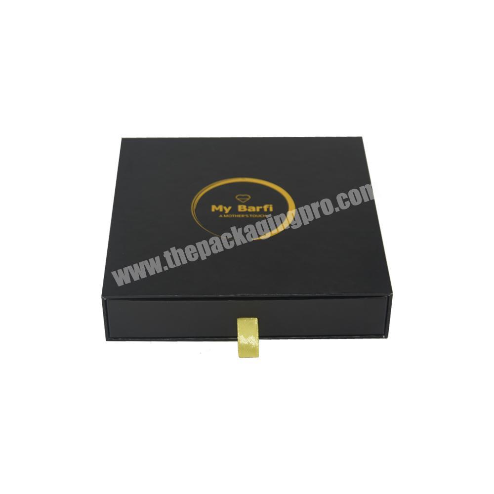 High quality rigid black paper gift box with silver foil stamping for ring bracelet necklace packaging box