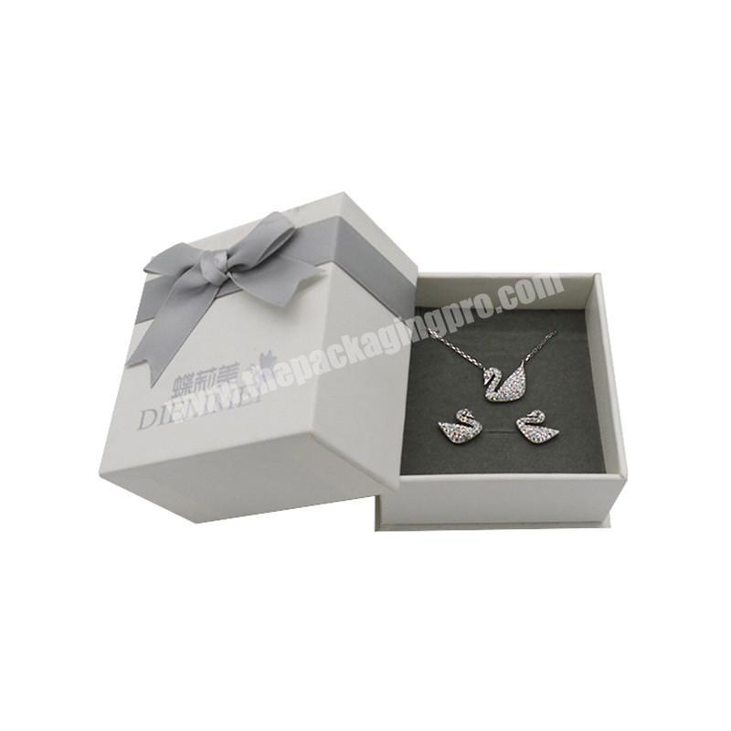 high quality white fancy gift box