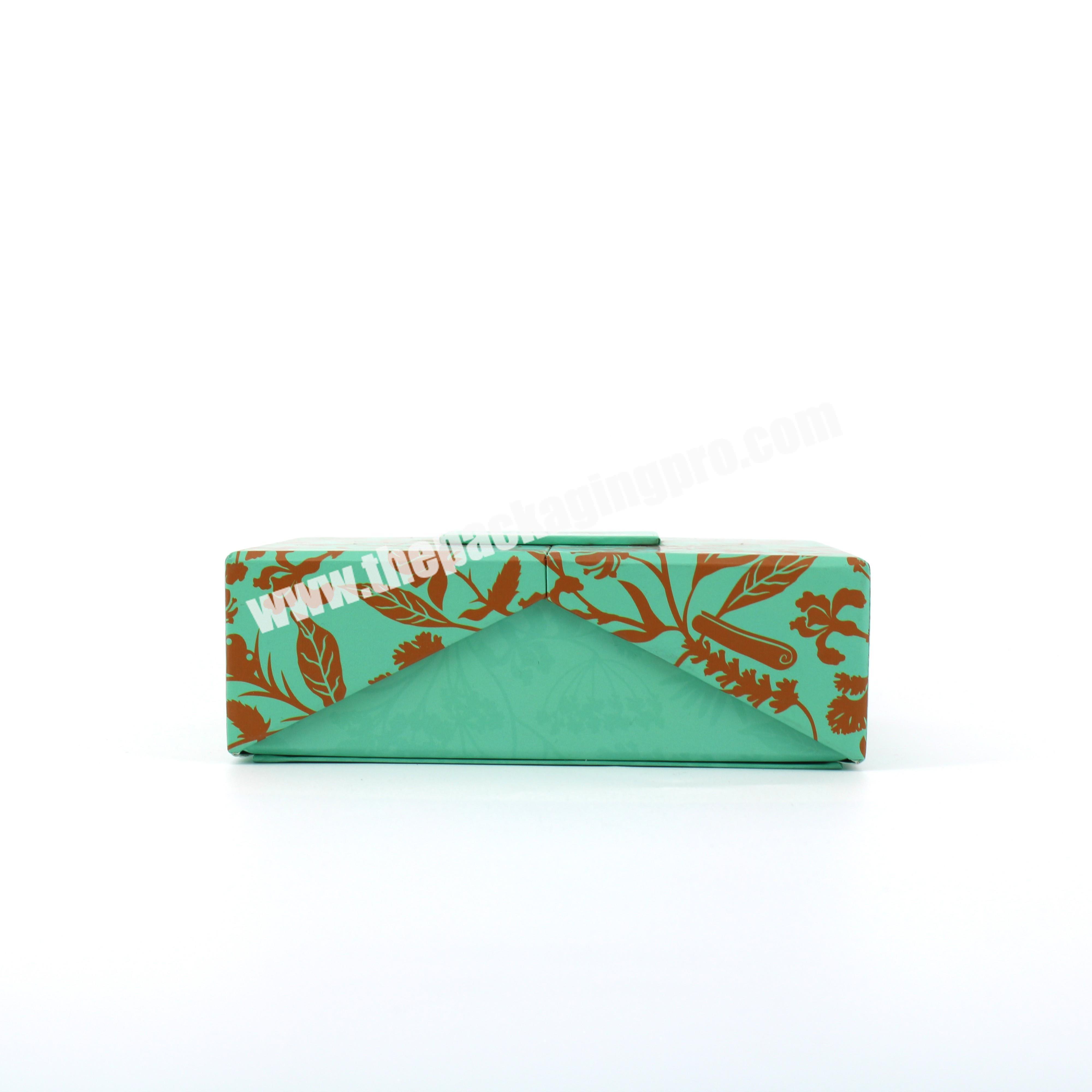 Hot Sale Fashion Custom Logo Flat Cardboard Magnetic Closure Folding Handmade Perfumes Gift Paper Boxes