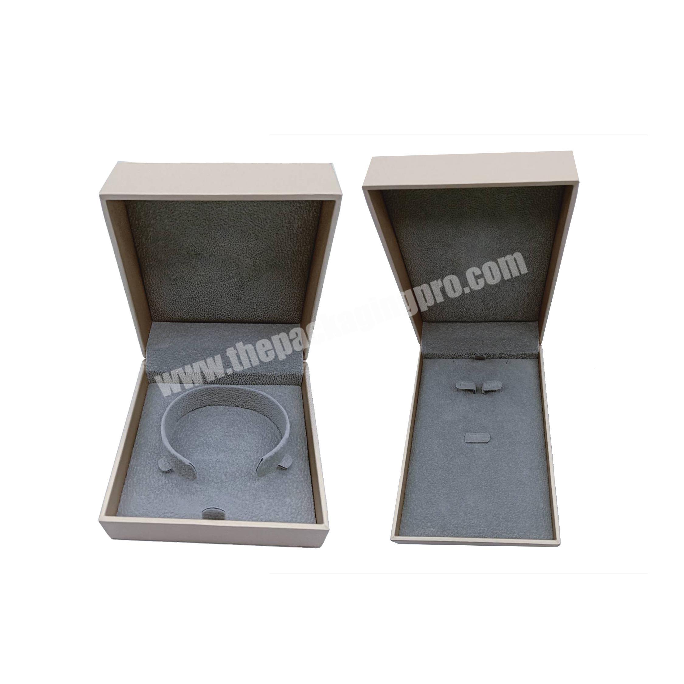 Hot selling bangle box gem gift for necklace pendant customized in China