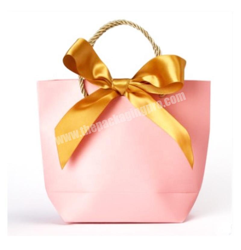 Hot Selling Pink Paper Bag 2020 Christmas Wedding Gift Shopping Paper Packaging Bags Customized Tote Bag