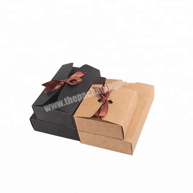 kraft wedding favor box with bow lace ribbon closure