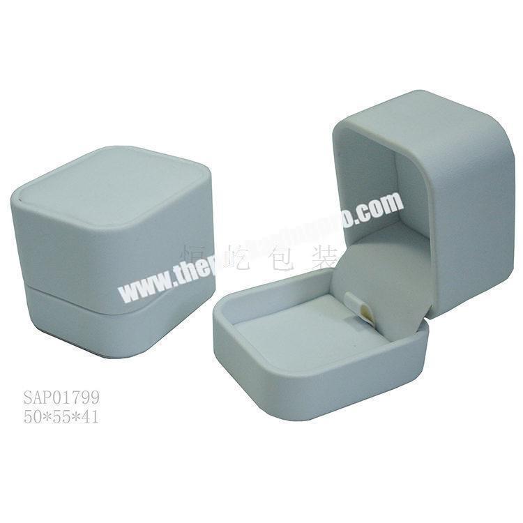 Leather jewelry box high-end customization jewelry packaging box gifts pillow box jewelry ocean